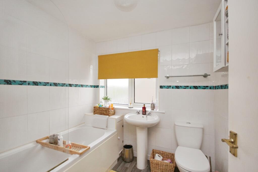 Additional property image - Duncombe Lane, BRISTOL, Avon, BS15