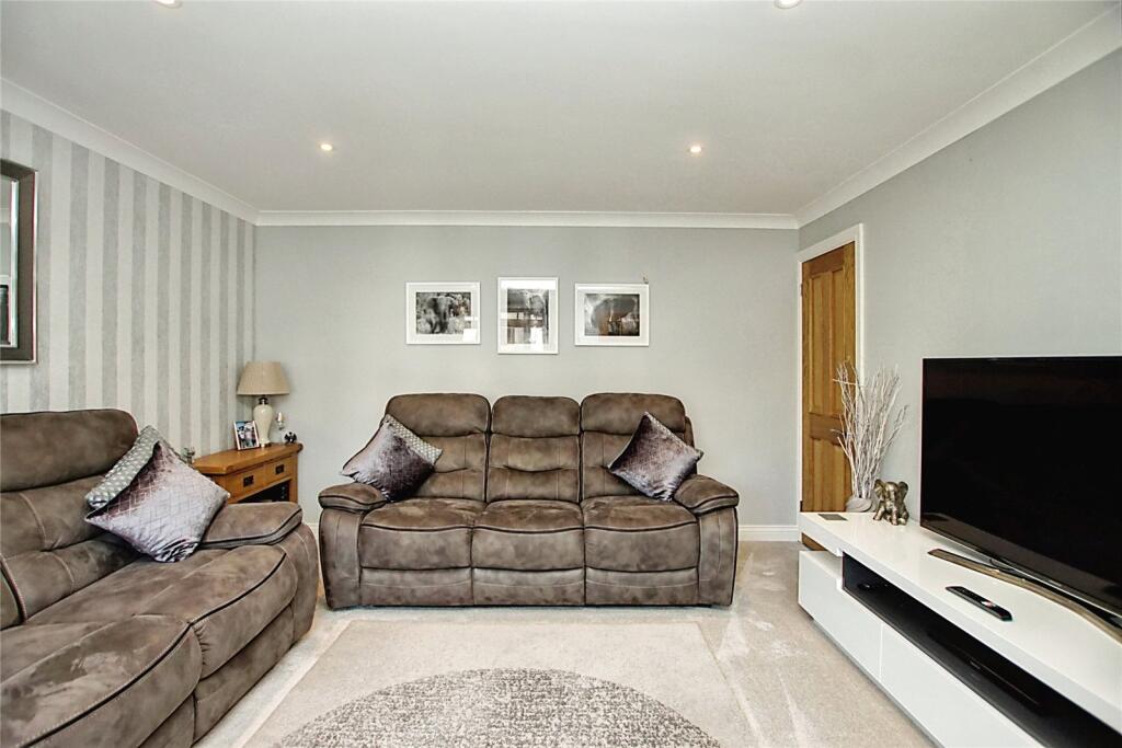 Additional property image - Colthurst Drive, Hanham, Bristol, BS15