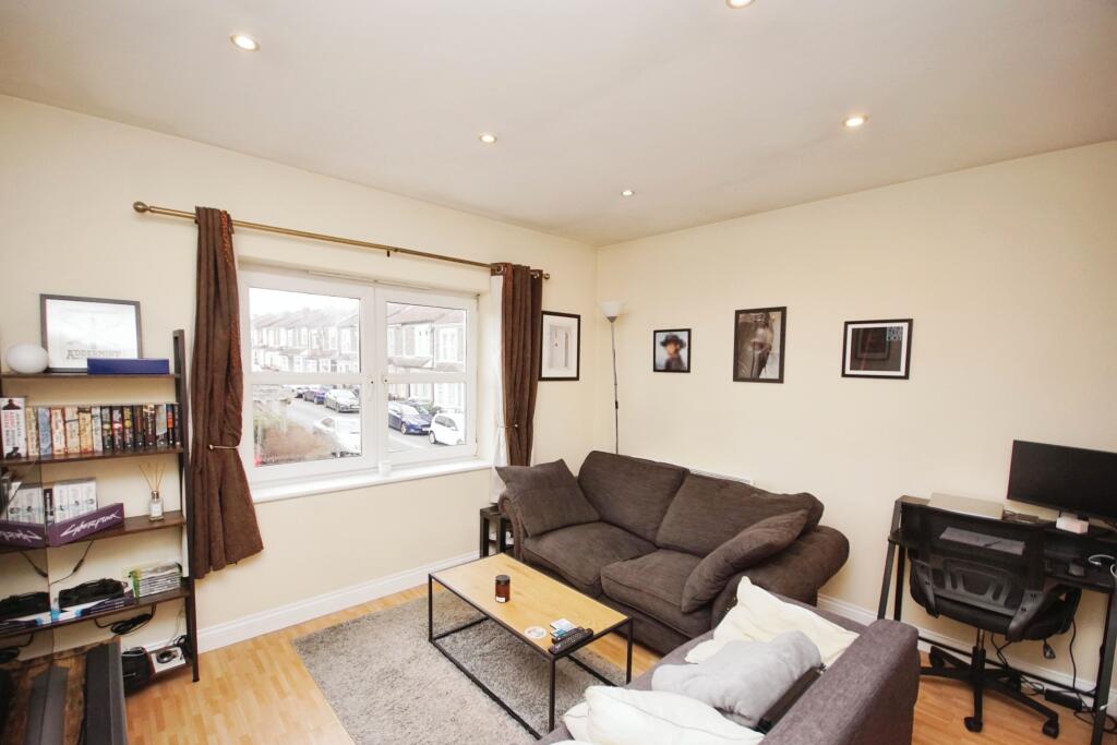 Additional property image - Kennington Avenue, Kingswood, Bristol, Gloucestershire, BS15
