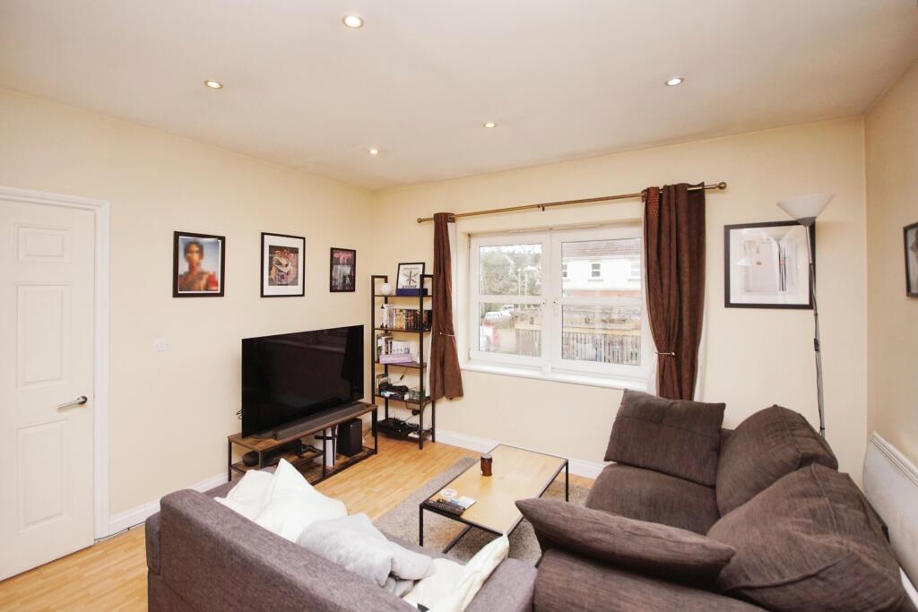 Additional property image - Kennington Avenue, Kingswood, Bristol, Gloucestershire, BS15
