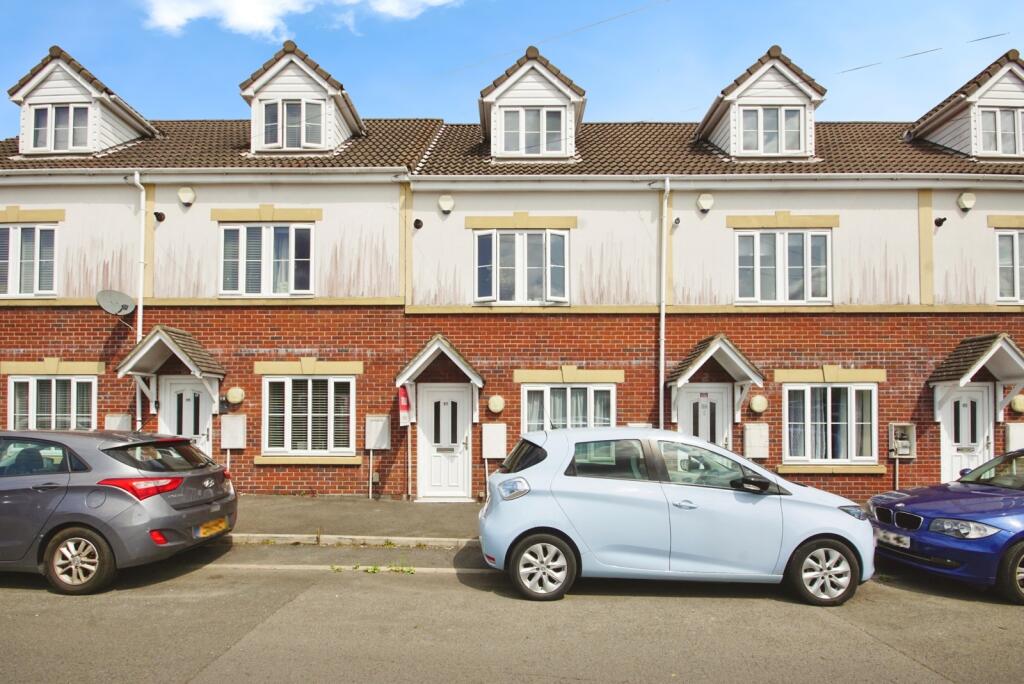 Main image of property: Wood Road, Kingswood, Bristol, Gloucestershire, BS15