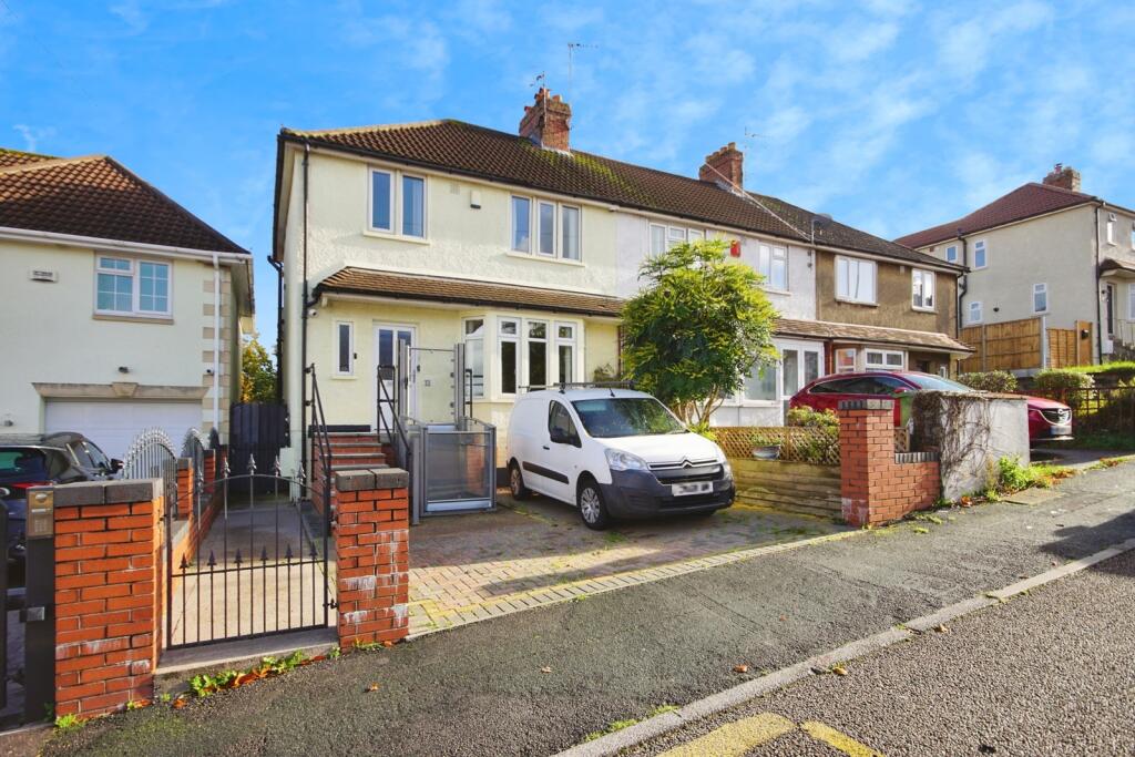 Main image of property: Alma Road, Kingswood, Bristol, Gloucestershire, BS15