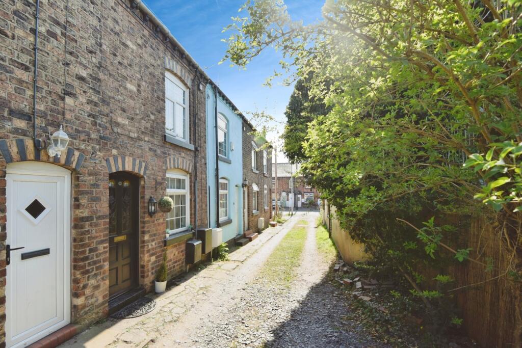Main image of property: Oak Street, Rode Heath, Stoke-on-Trent, Cheshire, ST7