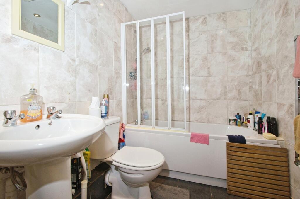 Additional property image - Carlisle Street, Cardiff, CF24