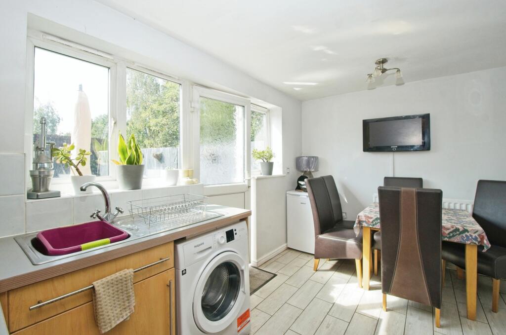 Additional property image - De Bawdrip Road, Cardiff, CF24