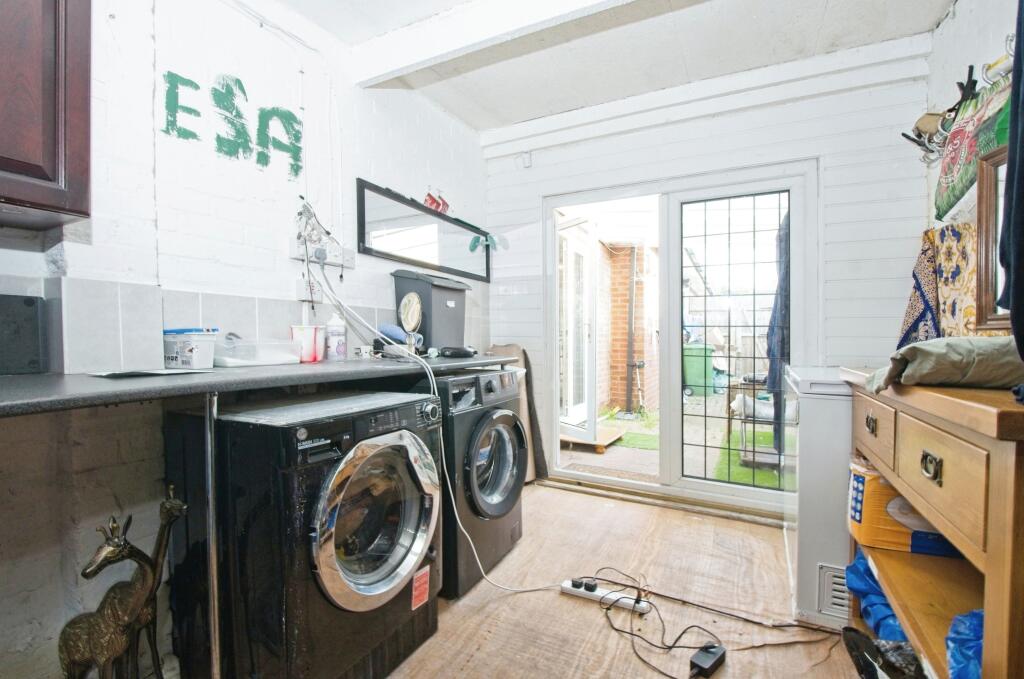 Additional property image - The Fairway, Cardiff, CF23
