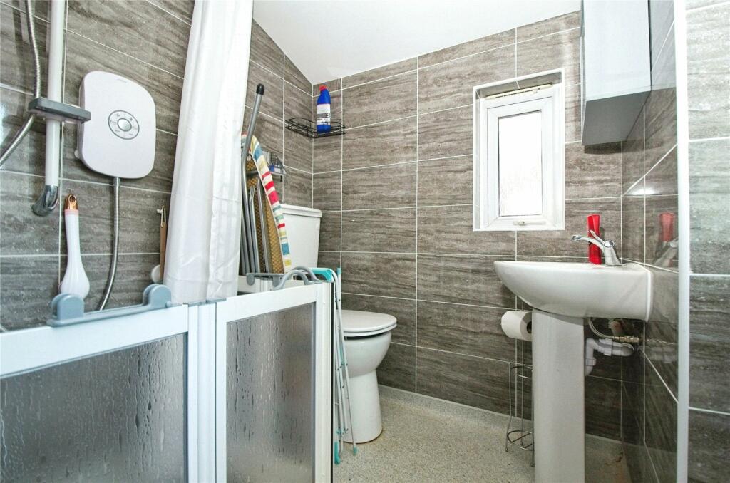 Additional property image - Bronwydd Road, Cardiff, CF24