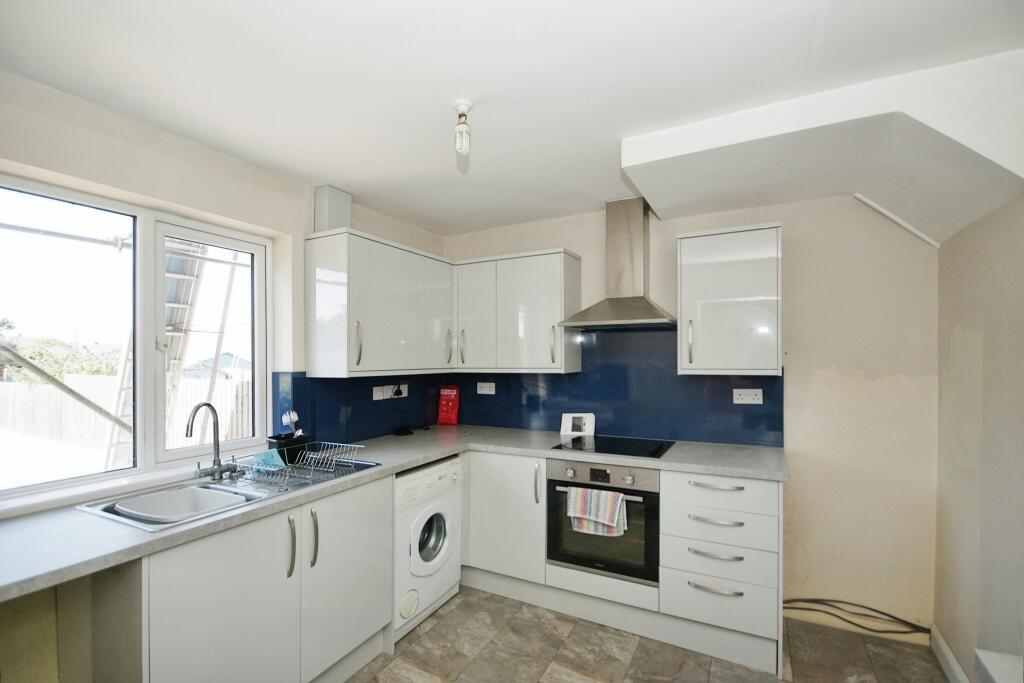 3 bedroom terraced house for sale in Painswick Drive, Yate, Bristol