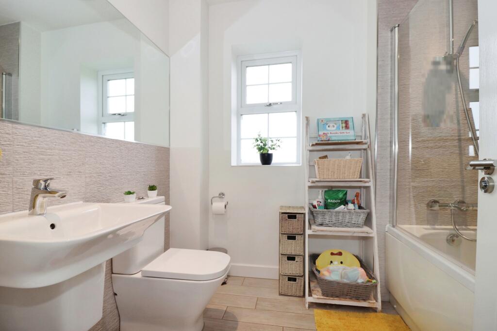 Additional property image - Badger Road, Thornbury, Bristol, Gloucestershire, BS35