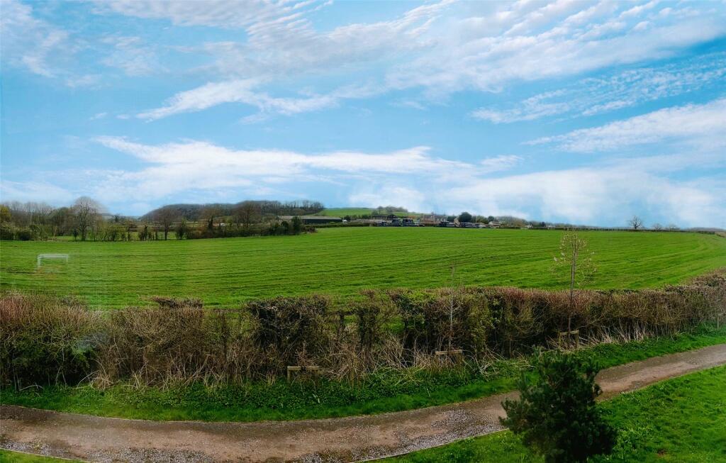 Additional property image - Badger Road, Thornbury, Bristol, Gloucestershire, BS35