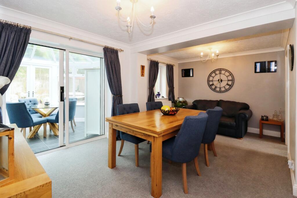 Additional property image - Hopkins Close, Thornbury, Bristol, Gloucestershire, BS35