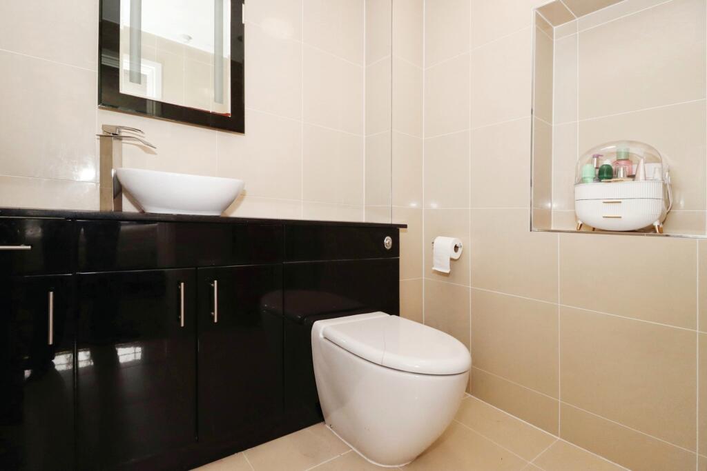 Additional property image - Hopkins Close, Thornbury, Bristol, Gloucestershire, BS35