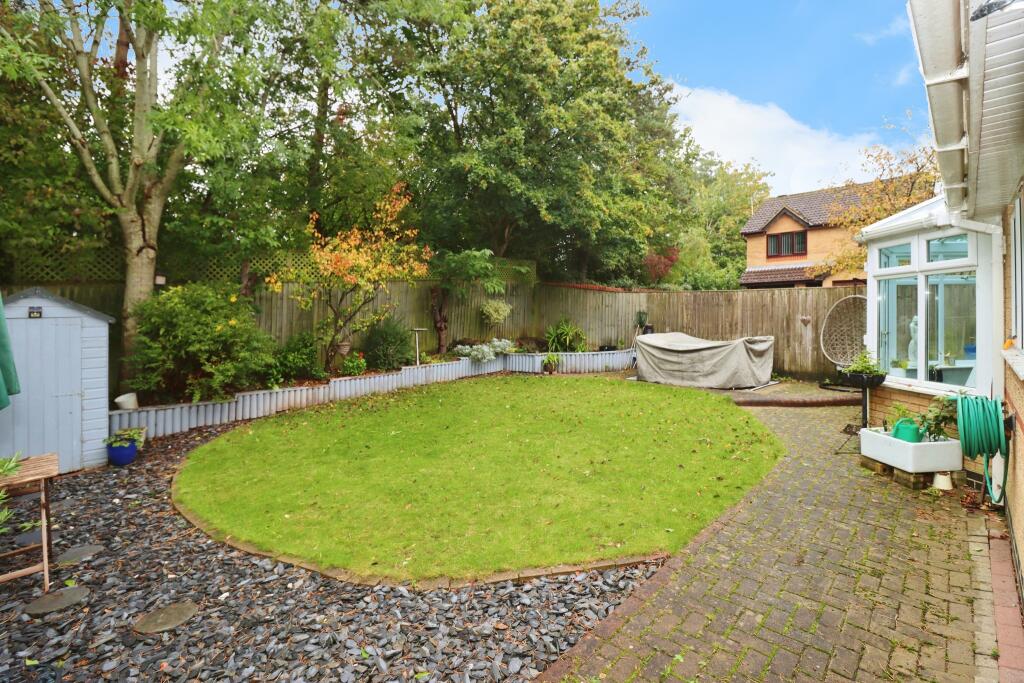 Additional property image - Hopkins Close, Thornbury, Bristol, Gloucestershire, BS35