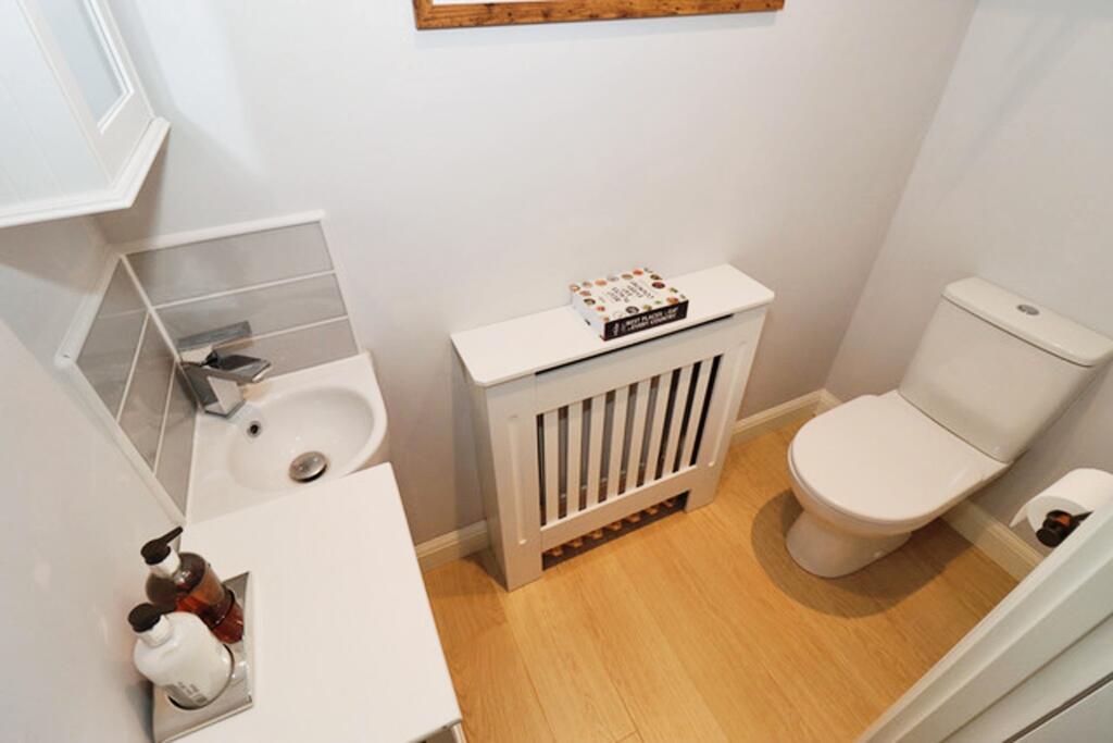 Additional property image - Haybob Road, Thornbury, Bristol, Gloucestershire, BS35