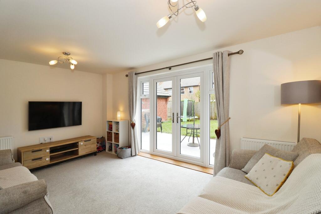 Additional property image - Dowsell Way, Yate, Bristol, Gloucestershire, BS37