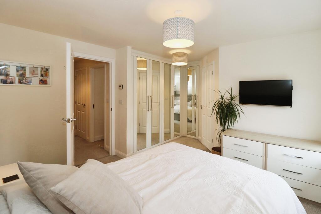 Additional property image - Dowsell Way, Yate, Bristol, Gloucestershire, BS37