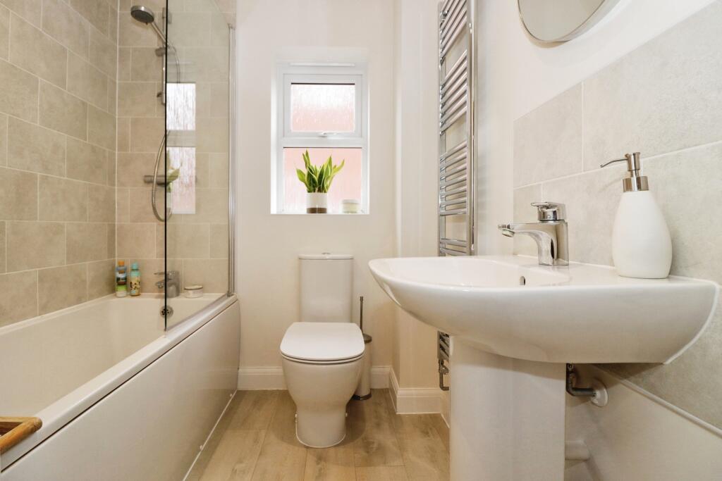 Additional property image - Dowsell Way, Yate, Bristol, Gloucestershire, BS37