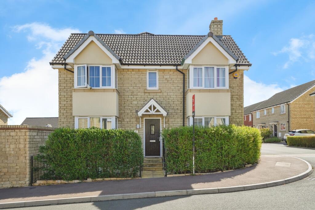 Main image of property: Viceroy Close, Brockworth, Gloucester, Gloucestershire, GL3