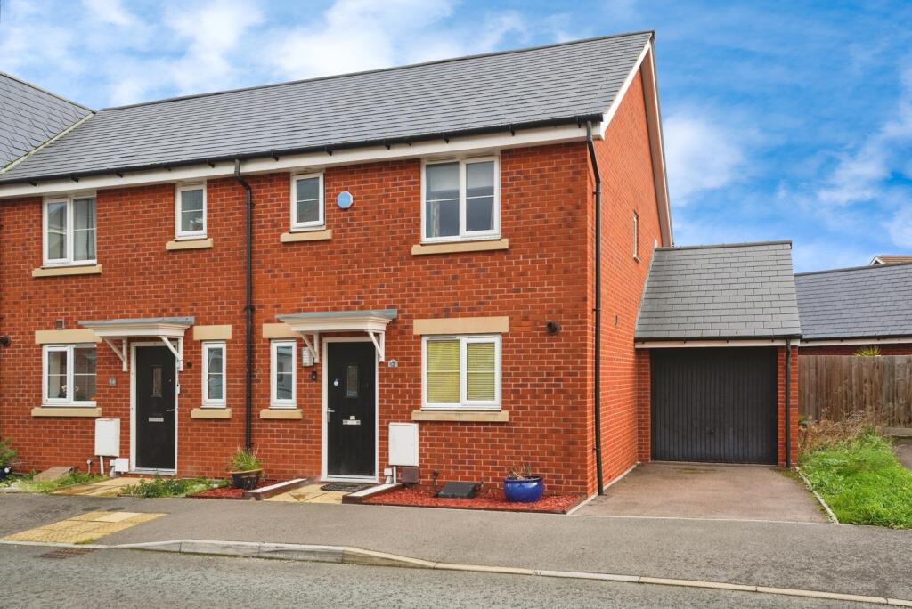 Main image of property: Juniper Way, Brockworth, Gloucester, Gloucestershire, GL3