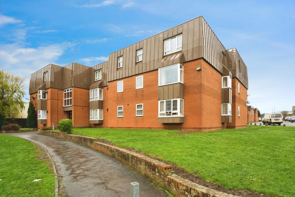 Main image of property: Vicarage Court, Brockworth, Gloucester, Gloucestershire, GL3