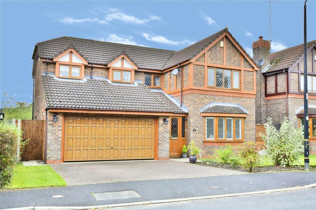 4 bedroom detached house for sale in Fletcher Drive, Bowdon, Altrincham