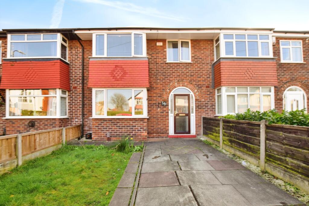 3 bedroom terraced house for sale in Heyes Lane, Timperley, Altrincham