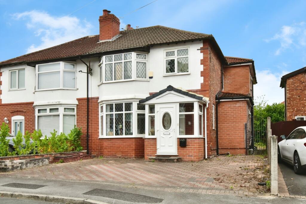 Main image of property: Sandileigh Avenue, Hale, Altrincham, WA15