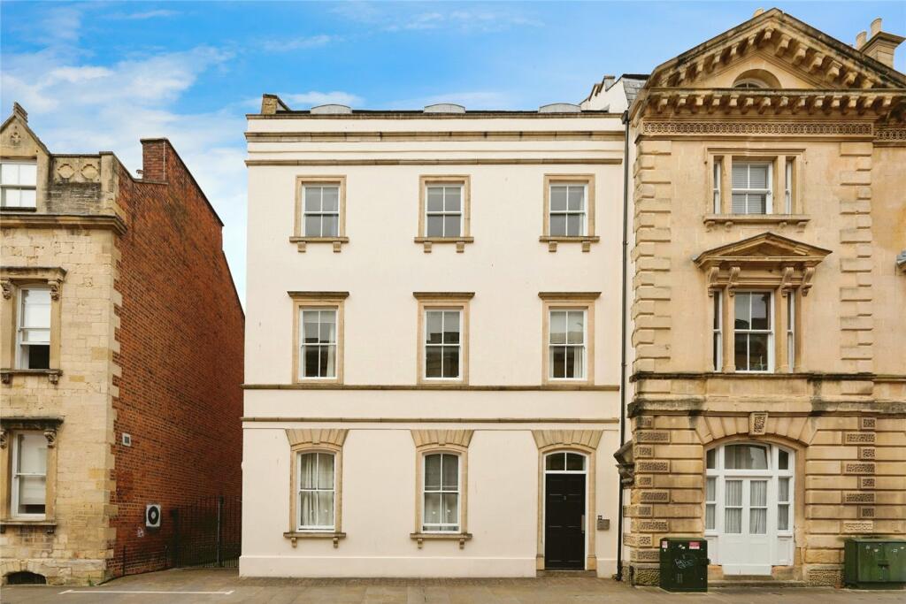 1 bedroom flat for sale in The Black Swan, Commercial Road, Gloucester, Gloucestershire, GL1