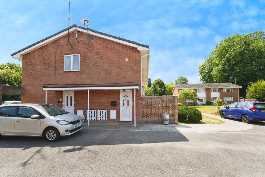 Main image of property: Lansdown Road, Gloucester, Gloucestershire, GL1