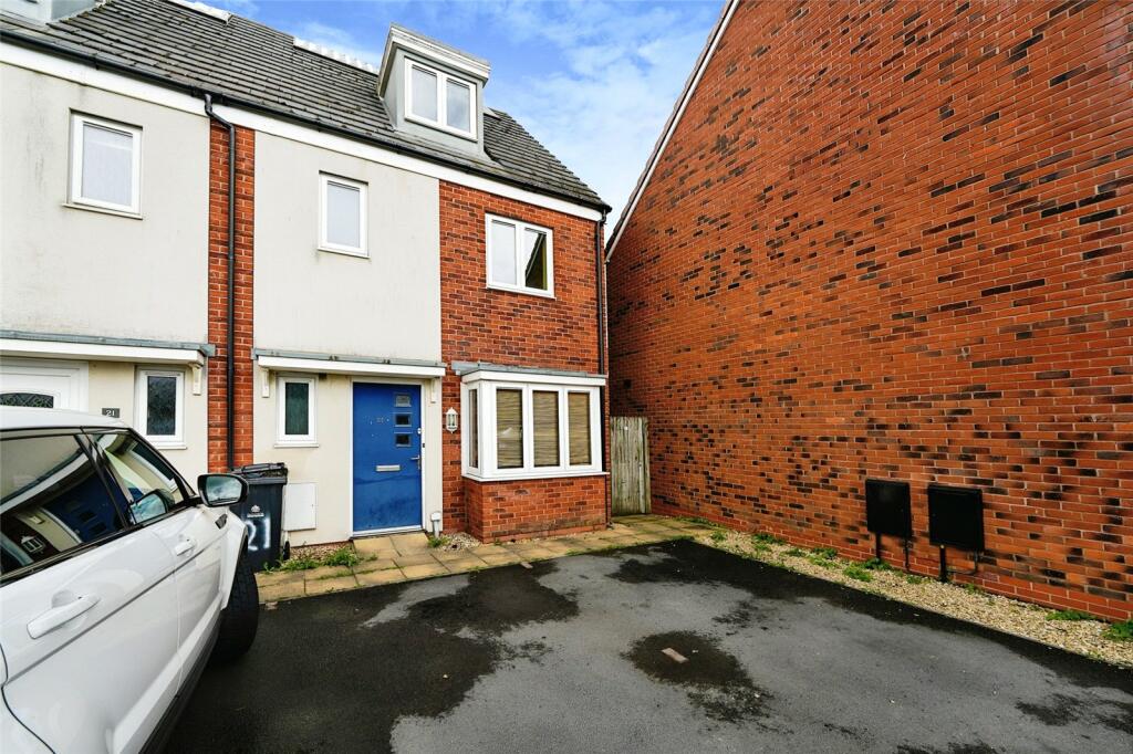 4 bedroom end of terrace house for sale in Wainfleet Avenue Kingsway, Quedgeley, Gloucester, Gloucestershire, GL2