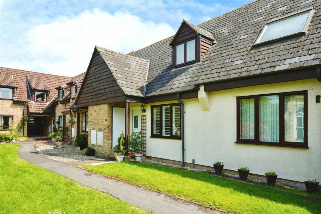 2 bedroom house for sale in Fieldcourt Farmhouse, Courtfield Road