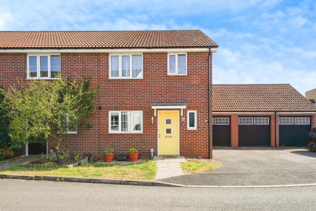 Main image of property: Whitstone Rise, Hardwicke, Gloucester, Gloucestershire, GL2