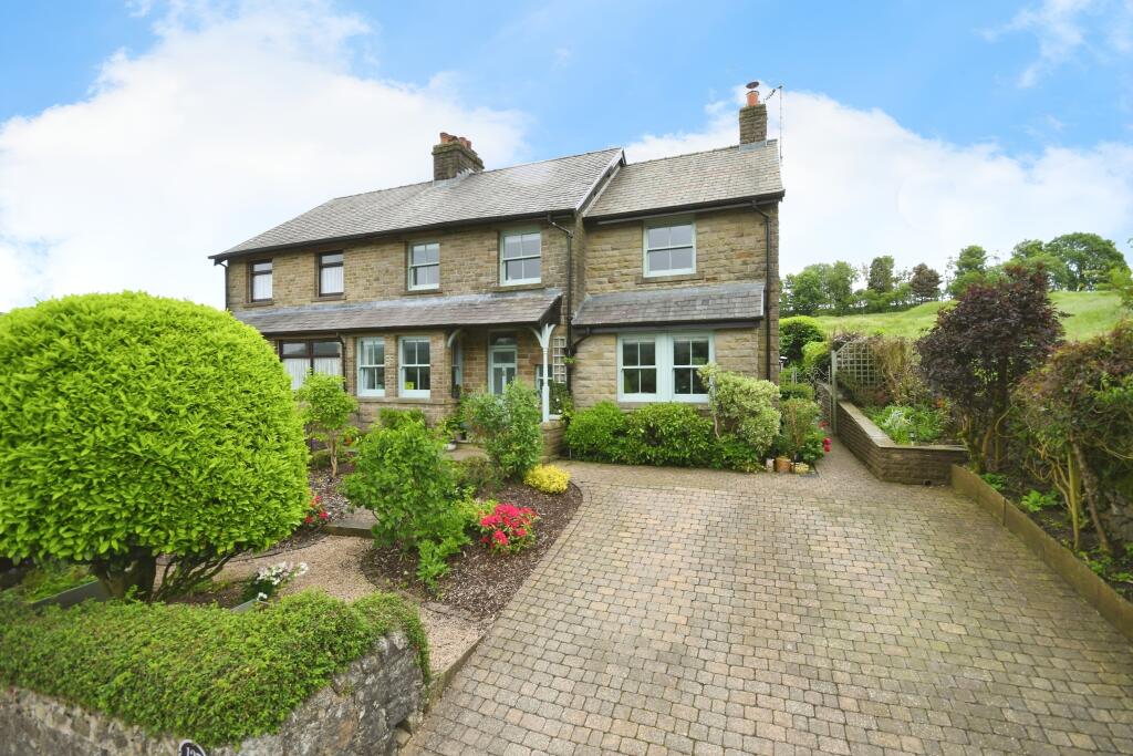 5 bedroom semidetached house for sale in Leek Road, Buxton, Derbyshire