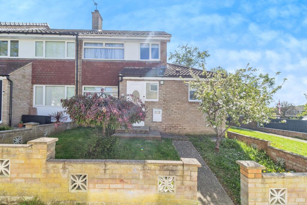 Main image of property: Tyne Square, Bletchley, Milton Keynes, MK3
