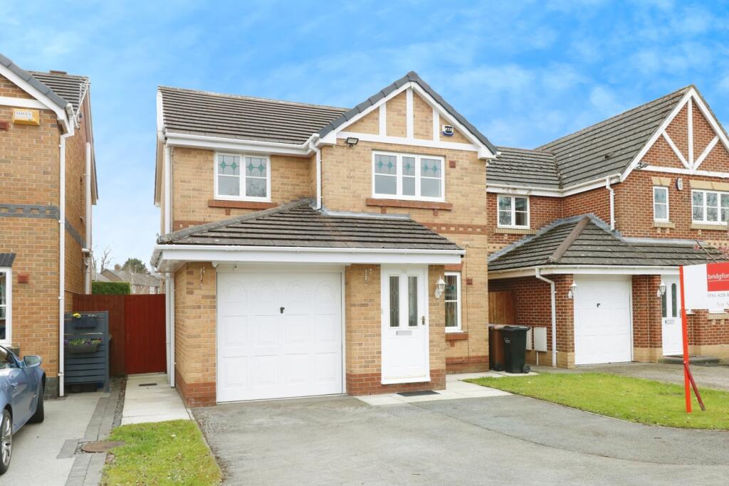 Main image of property: Lavington Avenue, Cheadle, Greater Manchester, SK8