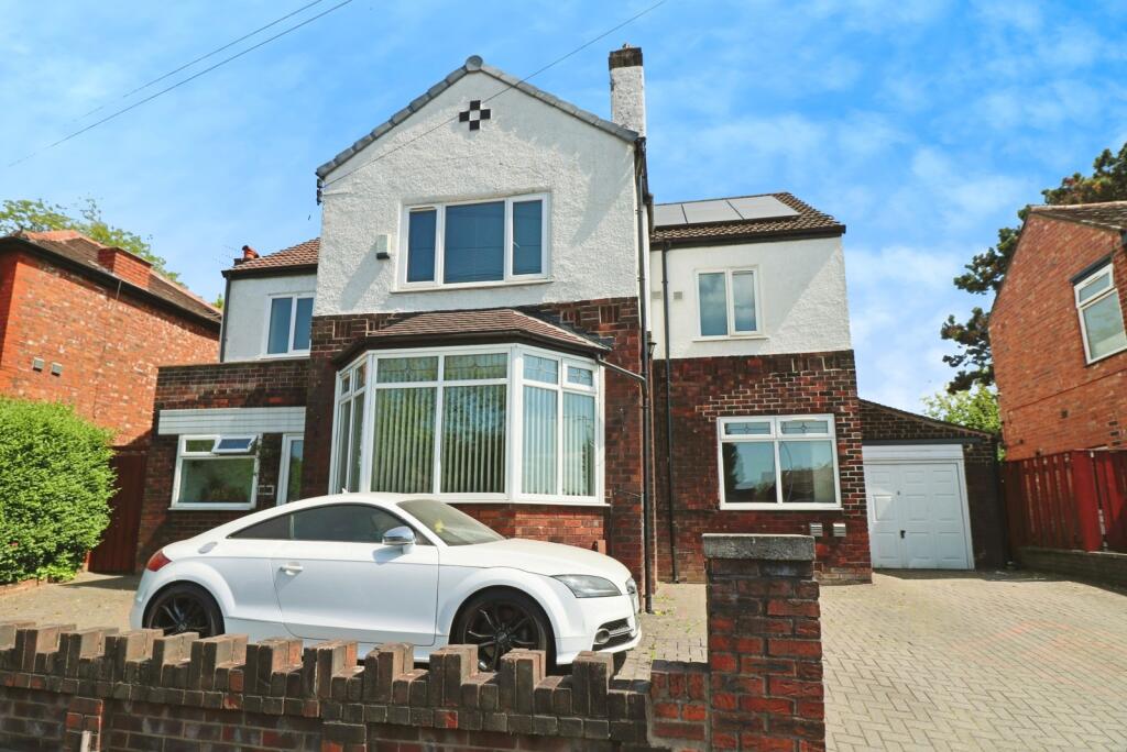 Main image of property: Kingsway, Cheadle, Greater Manchester, SK8