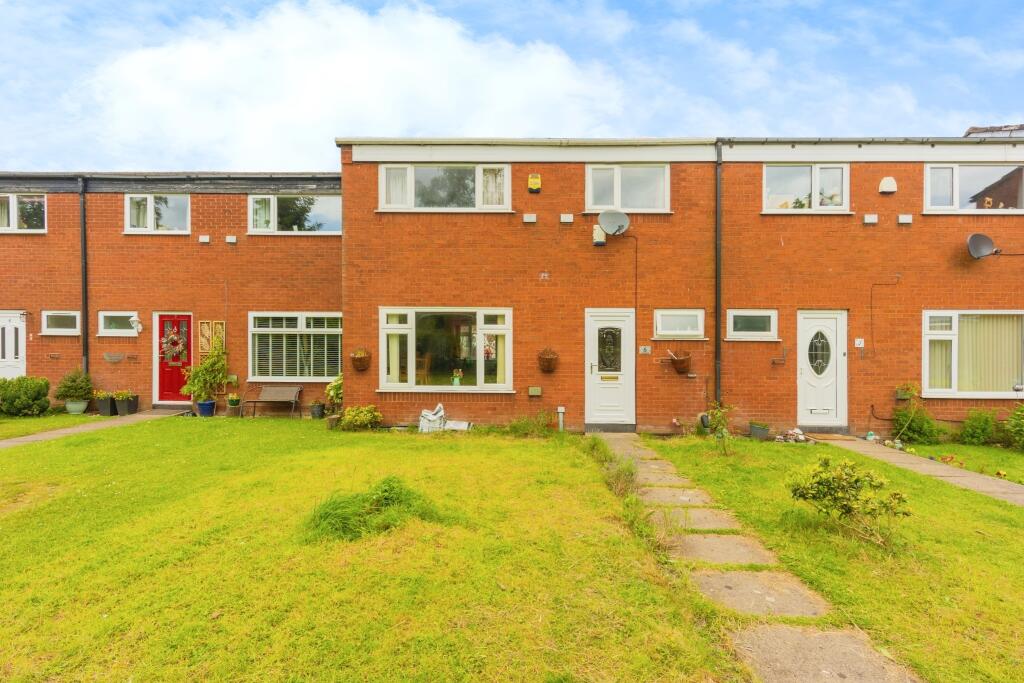 3 bedroom terraced house for sale in Calver Walk, Cheadle Hulme