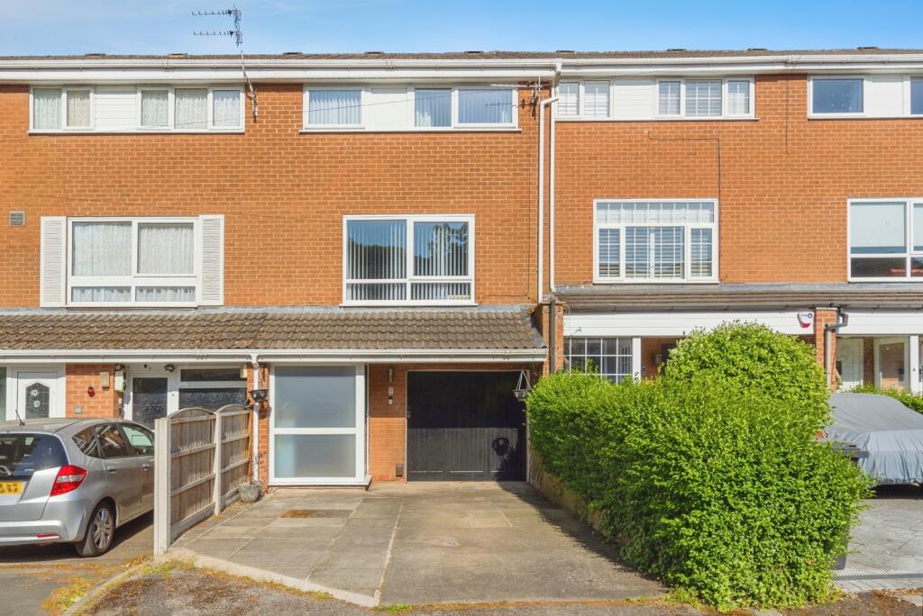 Main image of property: Green Gables Close, Heald Green, Cheadle, Greater Manchester, SK8