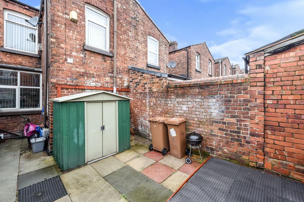 3 bedroom terraced house for sale in Argyle Street, St. Helens, WA10