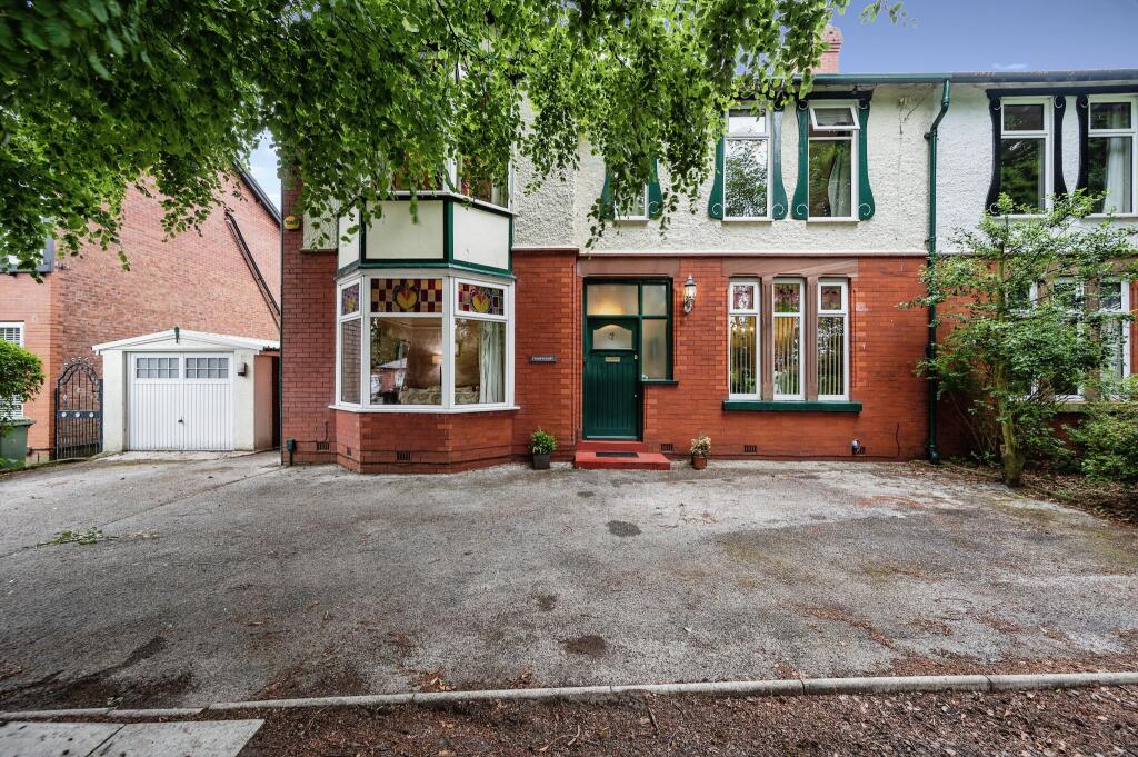 4 bedroom semidetached house for sale in Knowsley Road, Rainhill