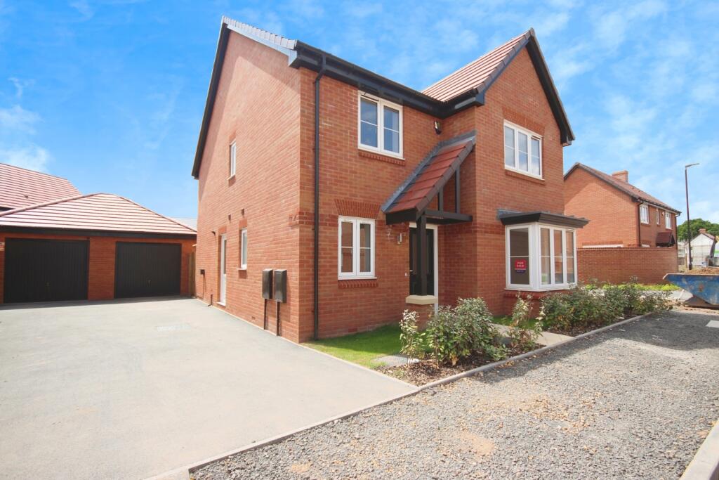Main image of property: 27 Meadow House Drive, Coventry, CV4