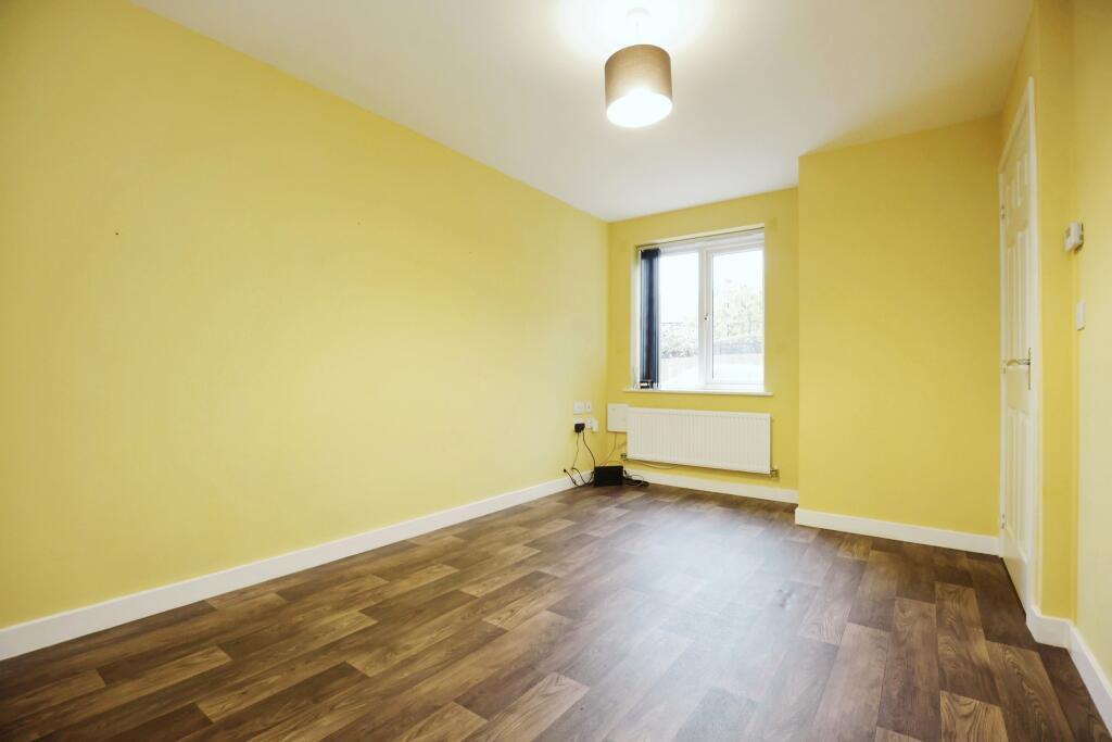 Additional property image - Flockton Gardens, Coventry, West Midlands, CV6
