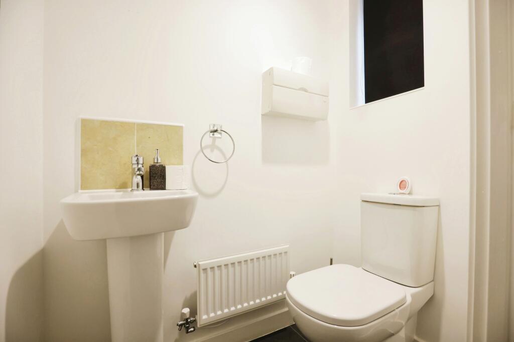 Additional property image - Flockton Gardens, Coventry, West Midlands, CV6