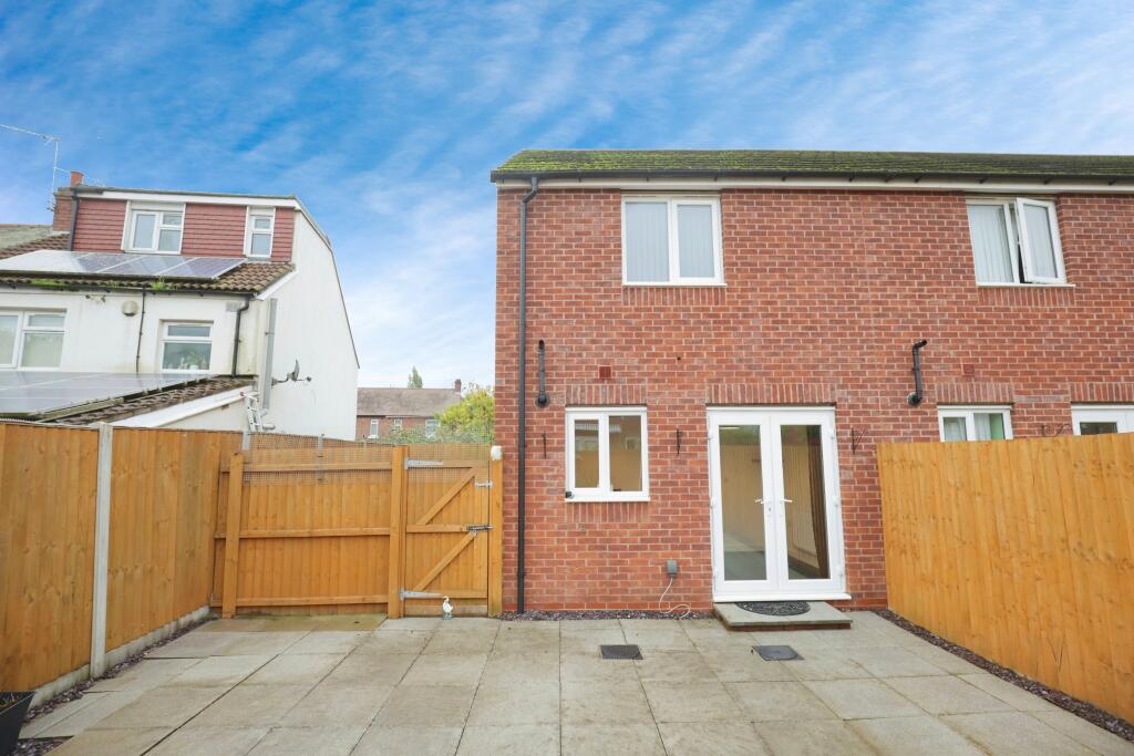 Additional property image - Flockton Gardens, Coventry, West Midlands, CV6