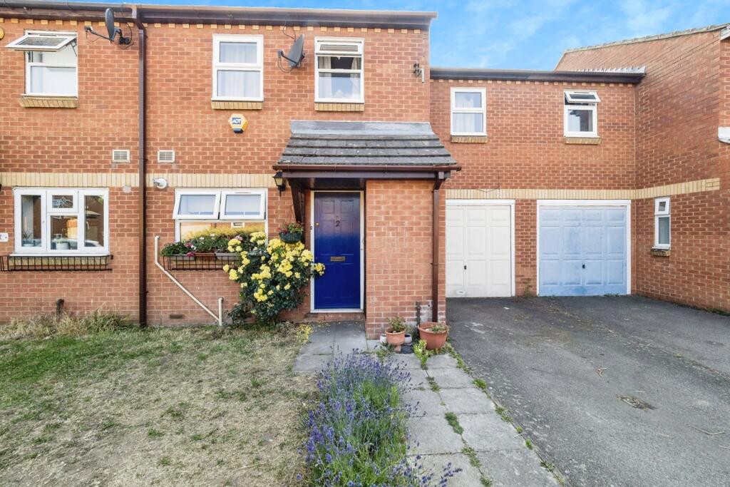 Main image of property: Grayling Close, LONDON, London, E16
