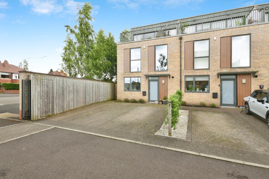 Main image of property: Chorlton Villas, 105 Hardy Lane, Manchester, Greater Manchester, M21