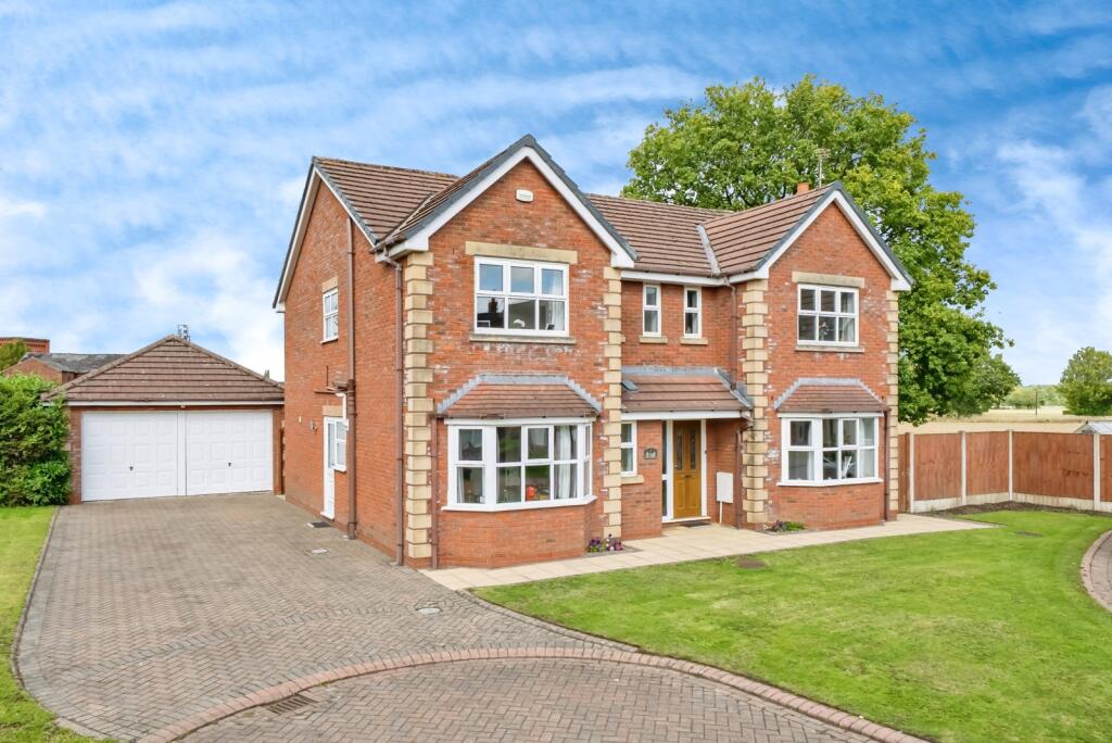 Main image of property: Petersfield Gardens, Culcheth, Warrington, Cheshire, WA3