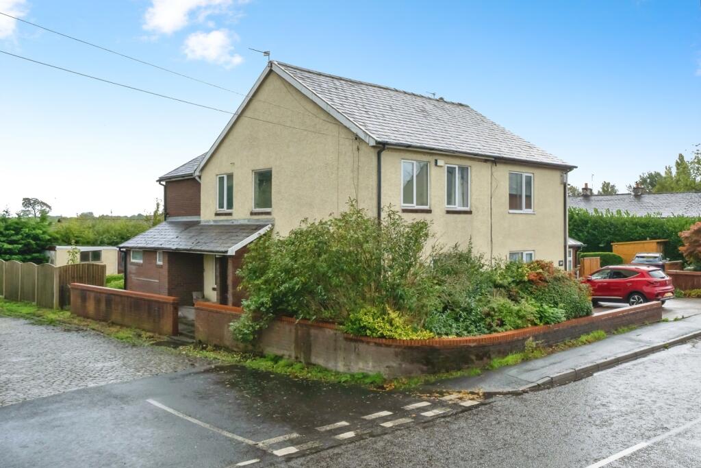 Main image of property: Warrington Road, Glazebury, Warrington, Cheshire, WA3