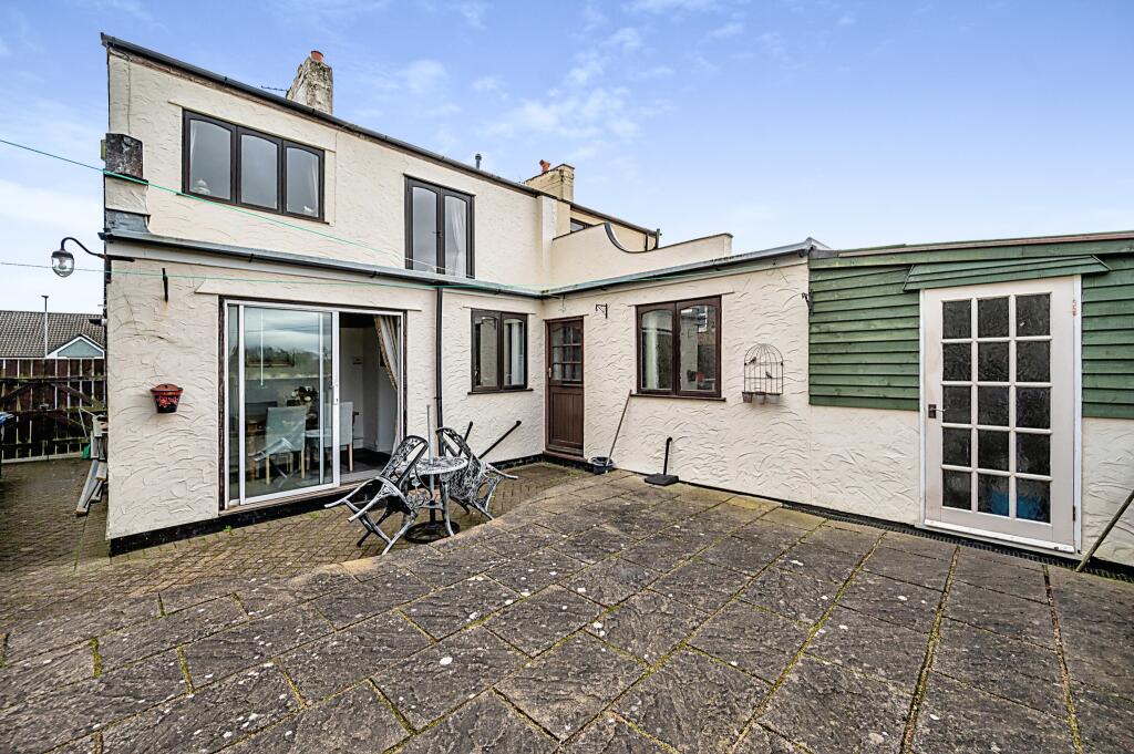 3 bedroom semidetached house for sale in Stocks Lane, Penketh