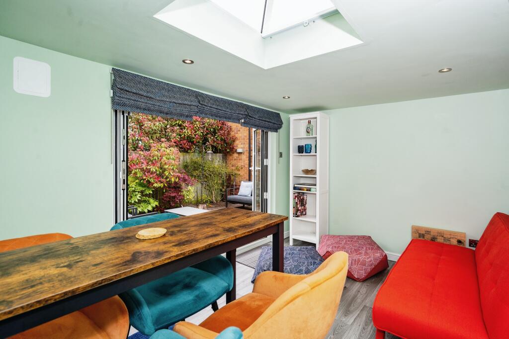 5 bedroom detached house for sale in Montgomery Close, Great Sankey, Warrington, Cheshire, WA5